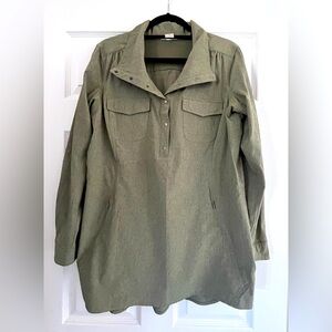 Duluth Trading Co Tunic Size M Sol Survivor UPF 50+ Sun Protection Green or Gray